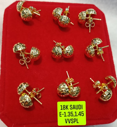 Picture of 18K Saudi Gold Earrings, 1.35g, 1.45g, 2805E135